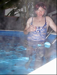 Dans la piscine
